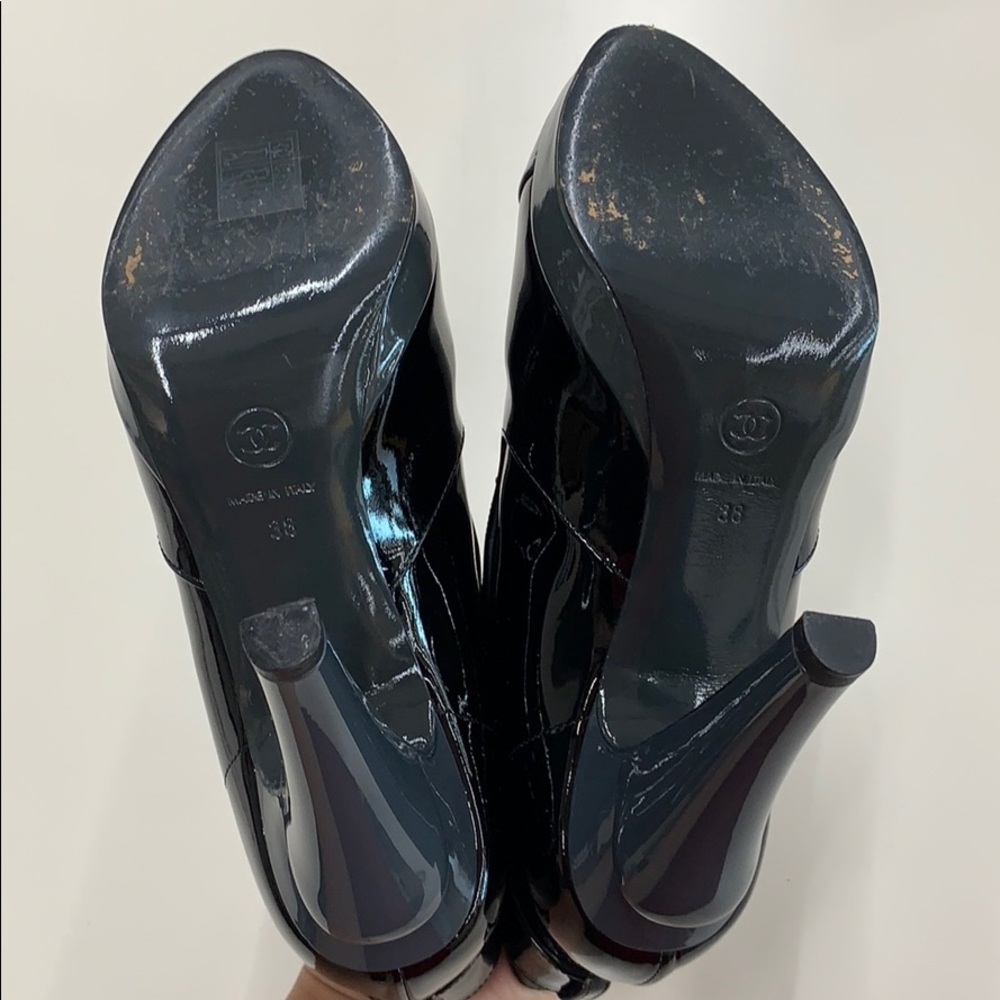 Chanel Black Patent Leather Cap-Toe CC Short Boots - Picture 6 of 8